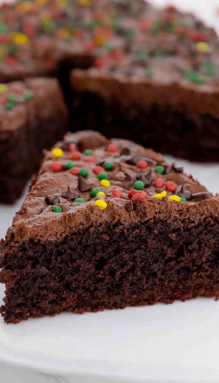 Fudgy Brownie Cake